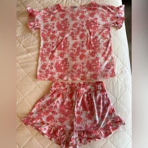 Mary Square On Safari Monica pajama set size small, gently used